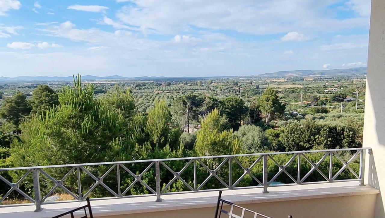 - House With Panoramic View Immersed In Full Nature *